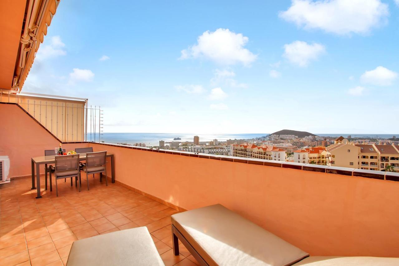 Top Floor, Sea View, Huge Terrace, Heated Pool, Garage Los Cristianos  Exterior photo