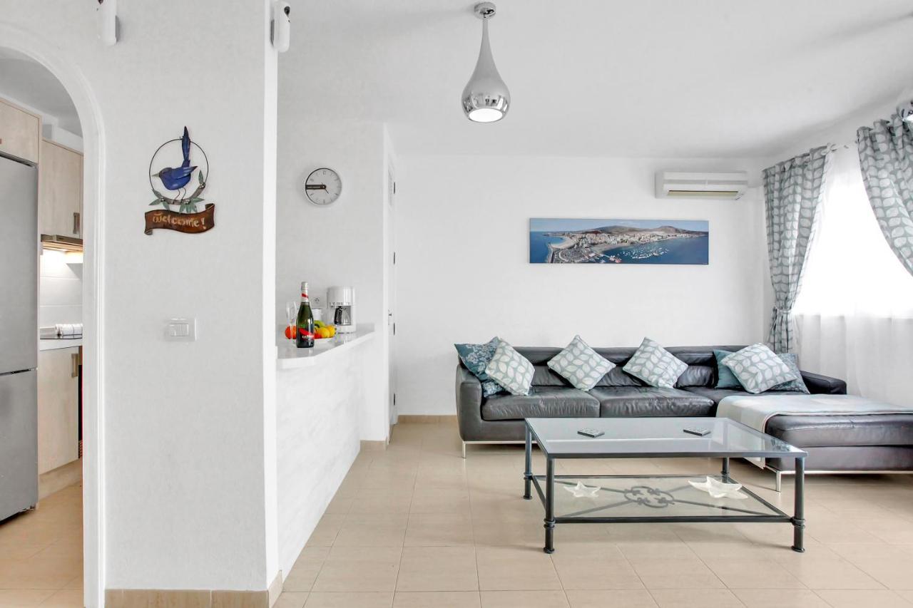 Top Floor, Sea View, Huge Terrace, Heated Pool, Garage Los Cristianos  Exterior photo