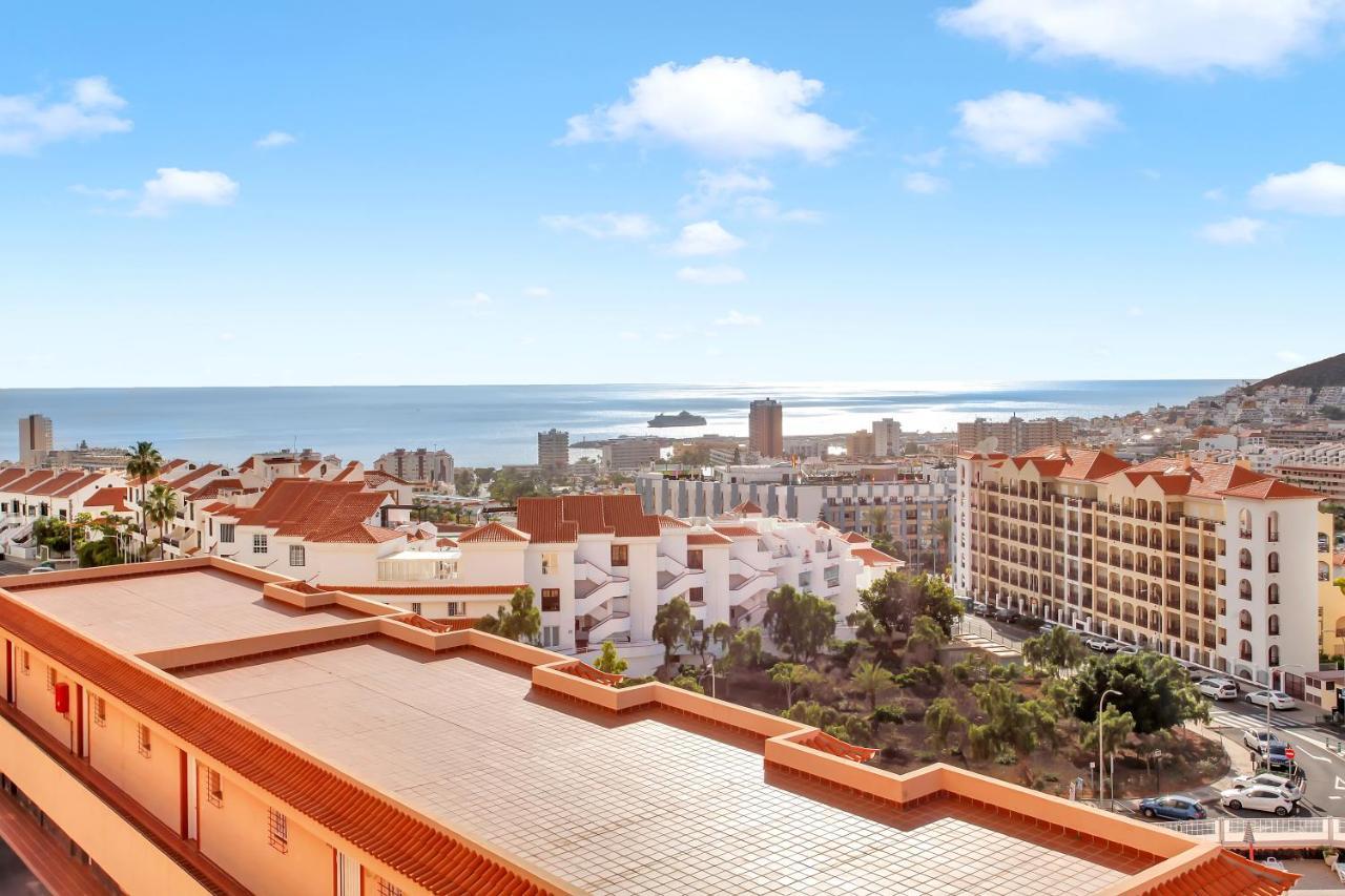 Top Floor, Sea View, Huge Terrace, Heated Pool, Garage Los Cristianos  Exterior photo