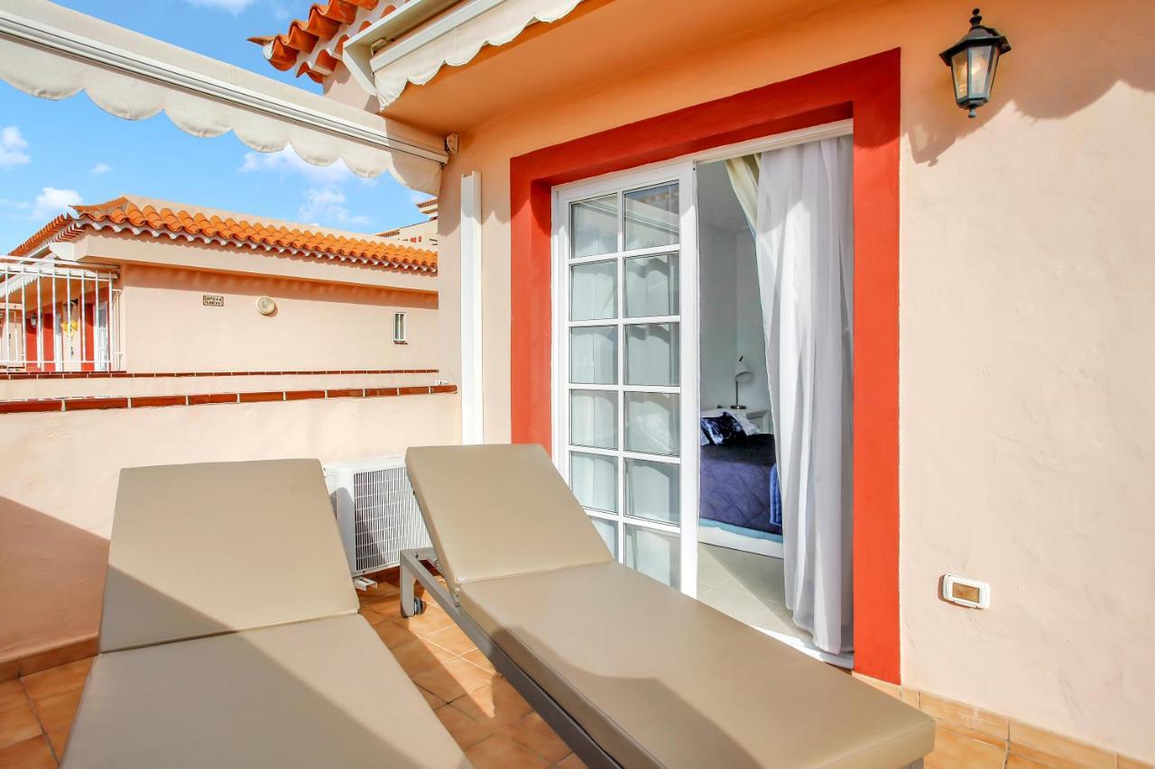 Top Floor, Sea View, Huge Terrace, Heated Pool, Garage Los Cristianos  Exterior photo